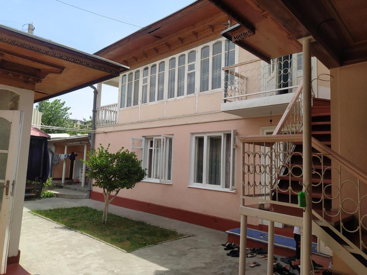 Гостевой Дом Конок Osh Exterior foto